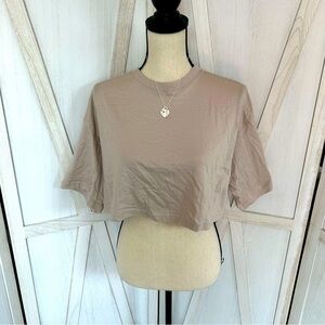 💋NWT H&M Divided crop top beige M
